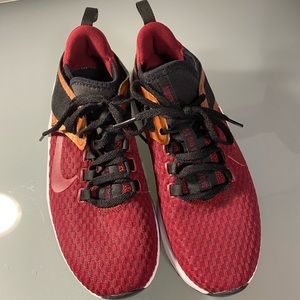 Nike Womens Red Black AQ7492-602 Air Max Bella TR 2 Athletic Training Shoes Sz 6